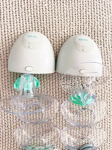 Elvis portable breast pump