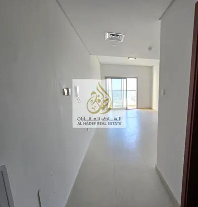 Take advantage of this opportunity! 👌 For sale: a spacious studio apartment with a balcony, open view, free parking, separate gyms for men and women,