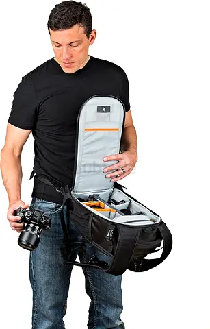 Lowepro Camera Flipside 200 aw ii