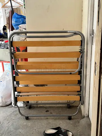 Foldable bed