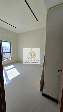 للإيجار السنوي في إمارة عجمان شقة مميزة داخل بناية جديدة – أول ساكن في منطقة النعيمية 1، وهي من المناطق السكنية الحيوية التي تتميز بقربها من جميع الخد