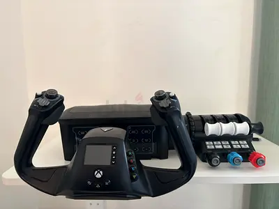 Xbox-compatible yoke-style flying wheel and controller set