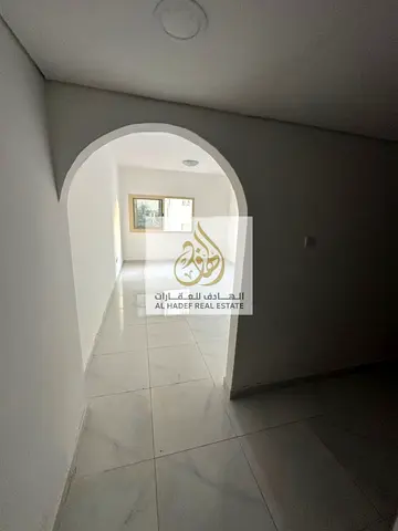 ✨ شقة غرفة وصالة للإيجار السنوي في عجمان النعيمية – أول ساكن بموقع مميز على شارع الملك فيصل قريب من جسر غلفا والمطاعم مثل الكباب الأفغاني مع 2 حمام