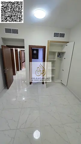 شقة غرفة وصالة 2 حمام مع بلكونة وخزائن بالحائط تاني ساكن مع باركنج داخل التاور  للايجــــــــــــار السنوى بعجمان   ** شقة غرفة وصالة مع 2  حمام مع خز
