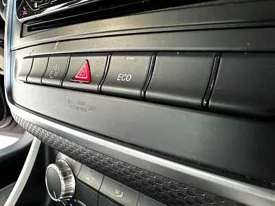 2014 Mercedes-BENZ A-CLASS 照片 4