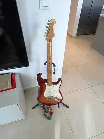 Fender-style Electric Guitar (Sunburst) — Good Working Condition