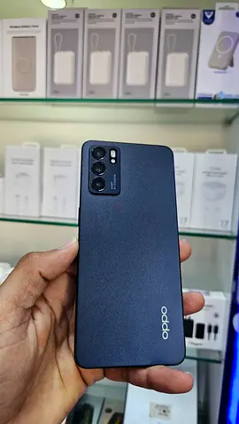 OPPO Reno 6