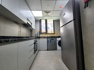 CHILLERFREE FULLY FITTED KITCHEN LUXURIOUS 1BHK 1 MONTH FREE