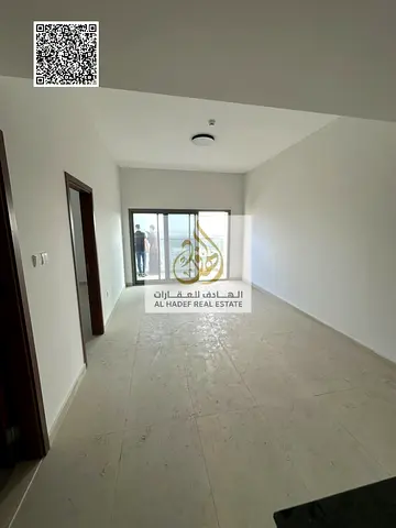 One-bedroom apartment for annual rent, first occupancy, super deluxe finishing, with parking, gym, and swimming pool.