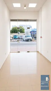 Road Facing Shop in Excellent Business Location