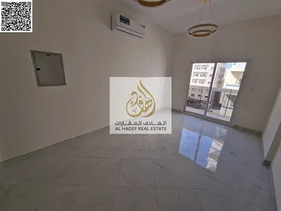 غرفتين وصالة أول ساكن للإيجار في الصناعية | 3 حمام | بلكونة | شارع الاتحاد | شهر مجاني | 42,000 درهم