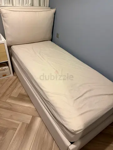 Single Bed with Mattress