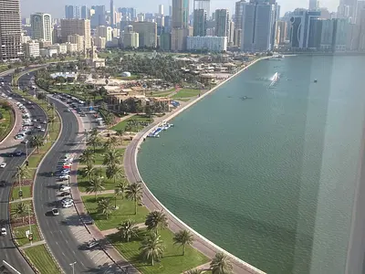 اجمل و اوسع شقة 3 غرف و صالة للايجار السنوي في المجاز 1 | غرفة خادمة | تكييف مجاني | اطلالة ساحرة | جيم ساونا اسكواش مجاني
