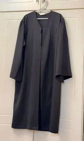 Graduation gown
