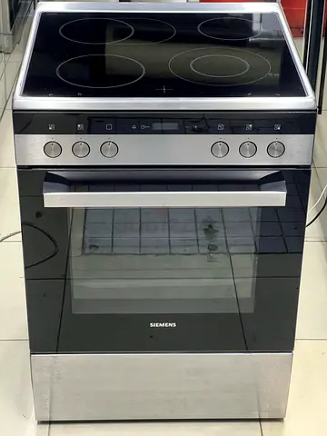 Siemens Electric Ceramic Cooking Range