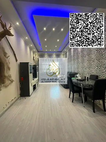 (مدينة الإمارات)  حصرياً للجنسيات الآسيوية  شقة غرفة وصالة مفروشة بالكامل مع كافة الخدمات الترفيهية، بموقع استراتيجي مباشرة على شارع محمد بن زايد.