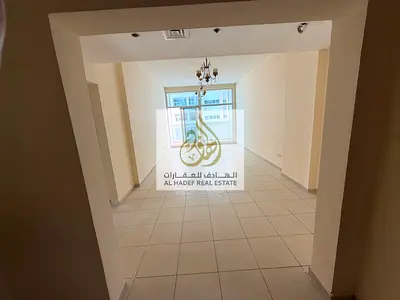 غرفتين وصاله مع ٣ حمام مع غرفه غسيل شقه من اكبر المساحات في عجمان عرض ممتاز جدا وفرص ذهبيه