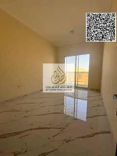 One bedroom and living room with two bathrooms and a balcony. Second tenant. Excellent finishing. Lo