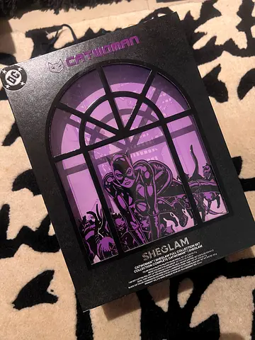 Catwoman Makeup set from Sheglam