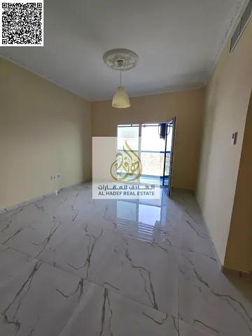 غرفة وصالة + 2 حمام + بلكونة + إطلالة مفتوحة على الشارقة + باركن 🚘 | النعيمية 3 | 4 دفعات | 35,000 فقط