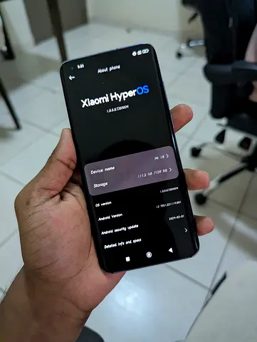 Xiaomi smartphone with HyperOS - good condition mi 10