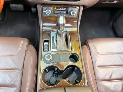 2014 Volkswagen TOUAREG 缩略图 19