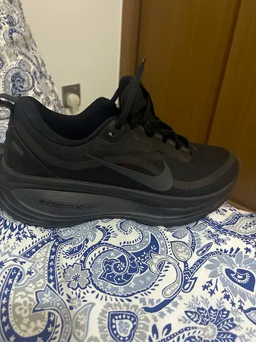 Black Nike vomero 18 zoom x Gore-tex Mens Sneaker