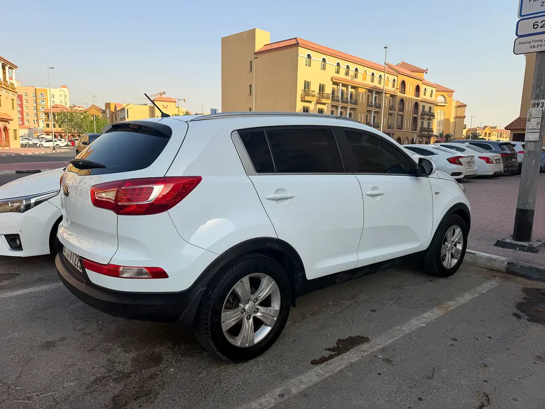 Kia Sportage 2014 — photo 1 of 5