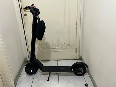 Crony electric scooter