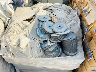 CUTTING  GRINDING DISCS AVAILABLE IN BULK