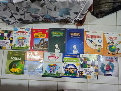 CBSE 5th books for sale urgent NIMS DUBAI