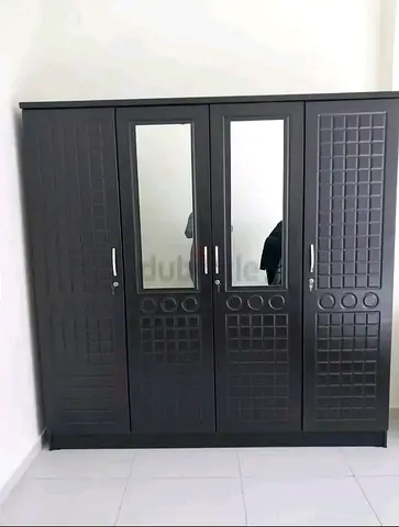 4door wardrobe
