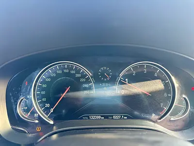 2018 BMW 5-SERIES — миниатюра 9