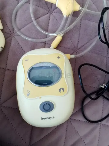 Medela Freestyle Electric Breast Pump - Used, Working