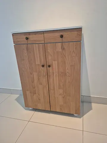 Shoe cabinet - wooden cabinet with two doors and top drawer - good condition