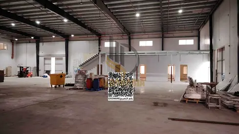 فرصة استثمارية وتشغيلية نادرة للشركات الصناعية واللوجستية والمستثمرين الباحثين عن مستودع جاهز بمساحة كبيرة وقدرة كهربائية عالية في موقع استراتيجي بمنط