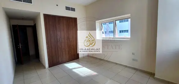 One-bedroom apartment for sale Ajman One Tower, T9 With parking With balcony Rented for AED 30,000 Lease expires June 5, 2026 Final price to owner: AE