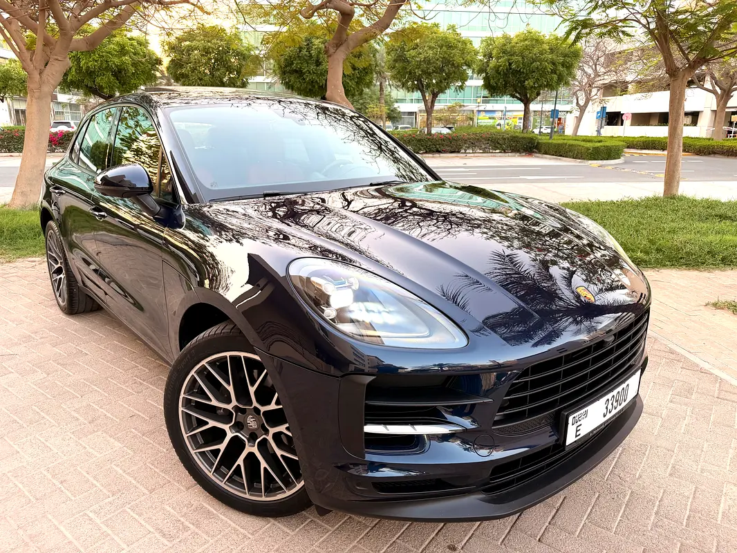 Porsche Macan 2021 — photo 1 of 11