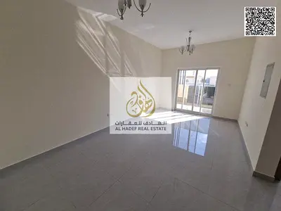 📌 للإيجار – شقة غرفتين وصالة | أول ساكن | 2 حمام | بلكونة | الروضة 1 | عائلات فقط | قريب من شرطة الحميدية وشارع الشيخ عمار