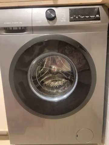 Front-load washing machine in good working condition