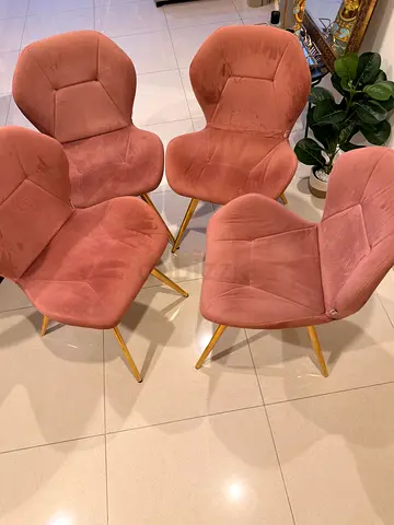 Set of 4 Pink Velvet Dining Chairs with Gold Legs