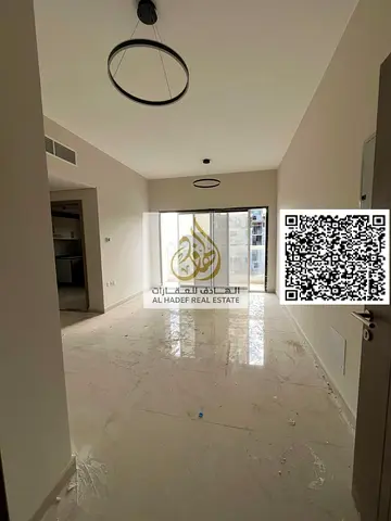 غرفتين وصاله مع 3 حمام مع بلكونه اول ساكن مساحه كبيره جدا تشطيبات سوبر ديلوكس موقع متميز بالجرف 3 قريب من السوق الصيني وقريب من وودليم بارك اسكول وقري
