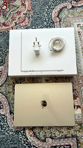 “SAME AS NEW” MacBook Air 15 inches