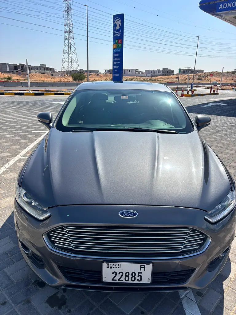 Ford Fusion 2014 — photo 1 of 20