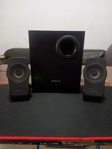 Creative Labs 2.1 Speaker System with Subwoofer (used)