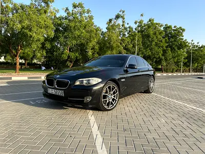 BMW 5-Series 523i 2011 GCC Specs - Excellent Condition