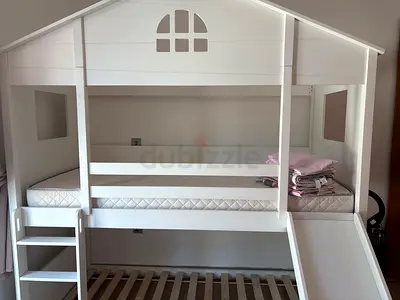 Children’s bunk bed