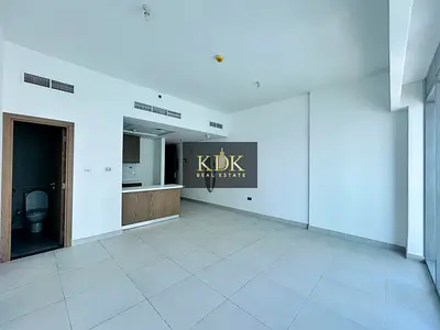 Spacious 1 BR | High Floor | Vacant & Ready to Move