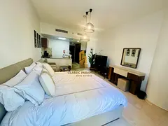 FULLY FURNISHED | COMMUNITY VIEW | MIDDLE FLOOR