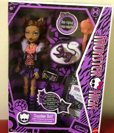 Monster high clawdeen creeproduction doll!